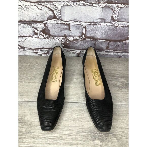 Salvatore Ferragamo Black Leather Designer Block Heels Women’s Sz 7AAA US/37.5EU - Picture 15 of 16